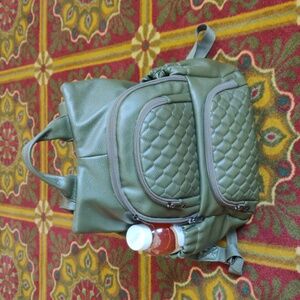 Lug Vegan Leather Green Hatchback